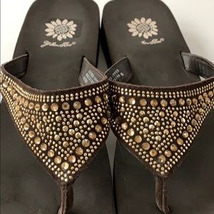 Yellow Box Leather Upper Flip Flops